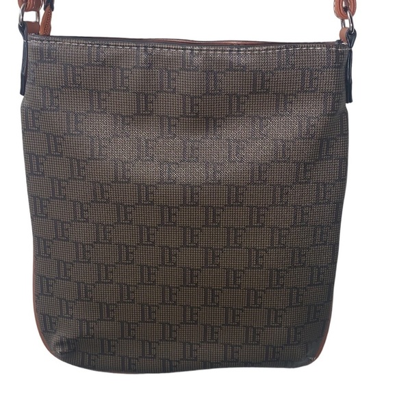 LONDON FOG CROSSBODY - Picture 3 of 5